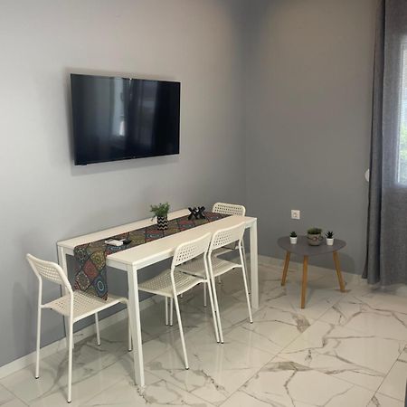 Antonis Apartment Paralia Dionysiou Bilik gambar