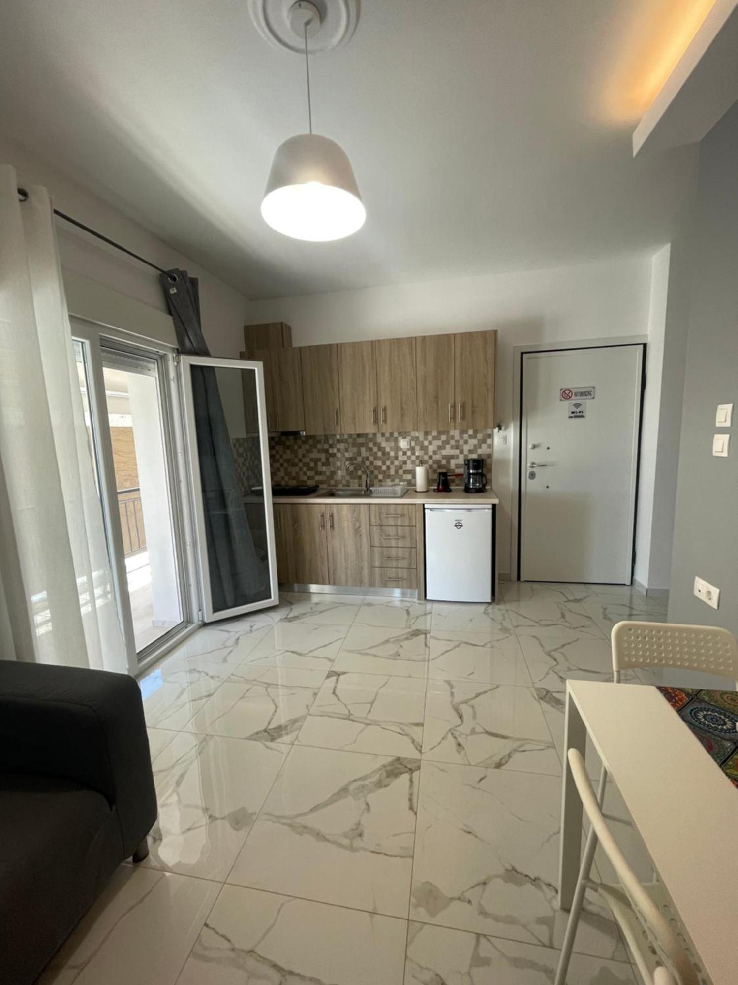 Antonis Apartment Paralia Dionysiou Bilik gambar